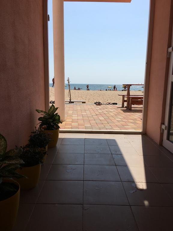 Morskaya Zhemchuzhina Hotel Zatoka Kültér fotó